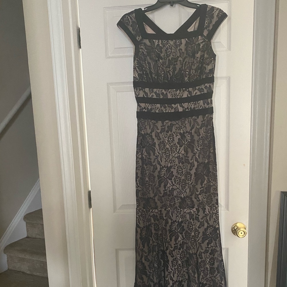 Melrose Lace Trumpet Gown